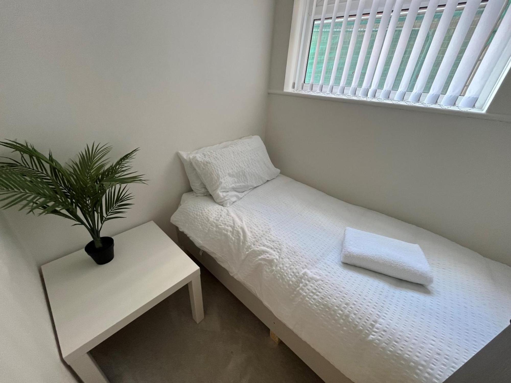 Apartment 1 Castle Lane Bournemouth Room photo